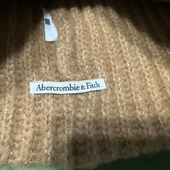 Abercrombie beanies set of 2 tan grey - Picture 3 of 3
